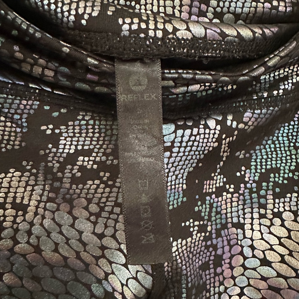 Reflex Sleek Black and Silver Leggings